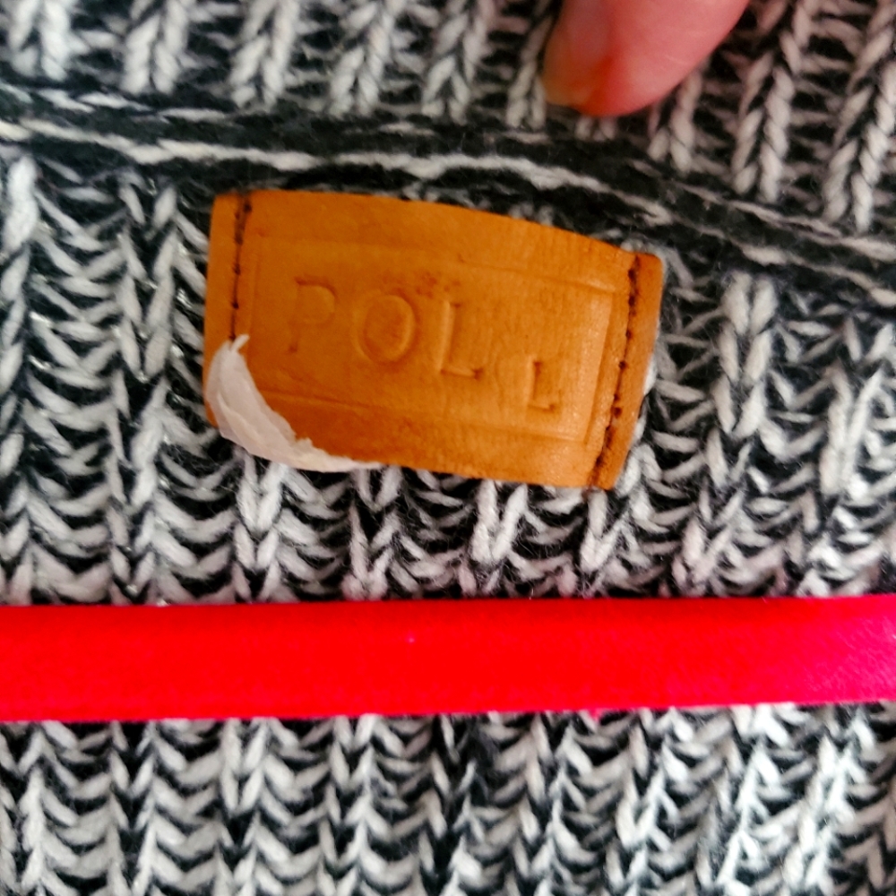 POL sweater women's large